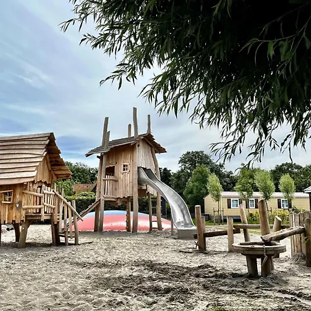 Horská chata By Wadden Sea With Sunny Garden Hippolytushoef