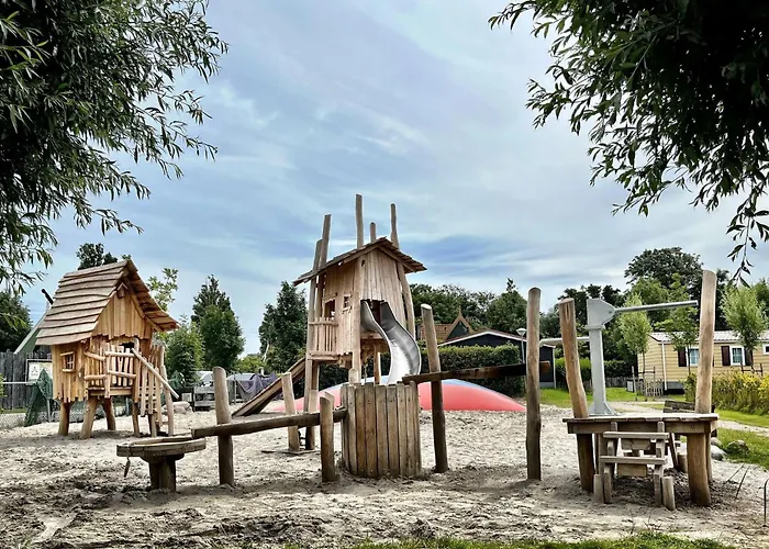 Chalet By Wadden Sea With Sunny Garden