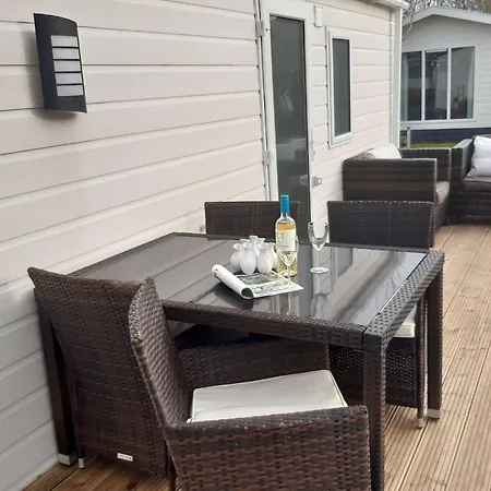 Chalet By Wadden Sea With Sunny Garden
