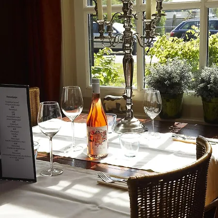 Alpehytte By Wadden Sea With Sunny Garden Hippolytushoef